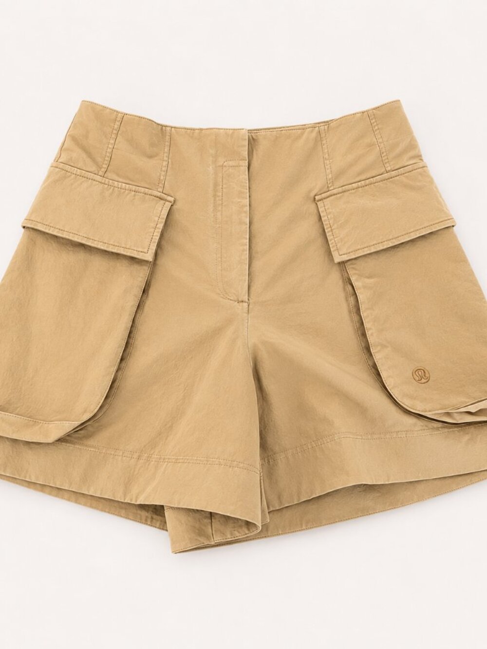 Lululemon High Rise Cargo Utility Shorts Tan Size 6